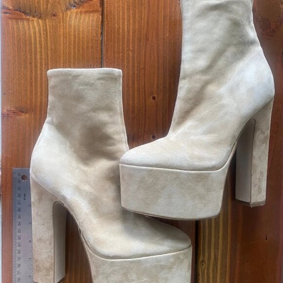 Steve Madden Passion Suede Platform Heeled Boots Tan Beige Sand Size 6.5 - Picture 2 of 8